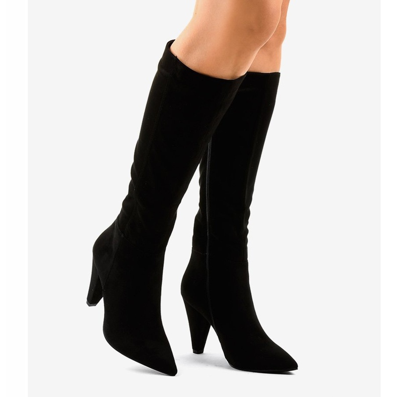 Dámské černé semišové boty na sloupku 8677 černá 2