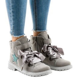 Šedé turistické boty s hvězdou TL51-3 šedá 1 Šedé turistické boty s hvězdou TL51-3 šedá 1