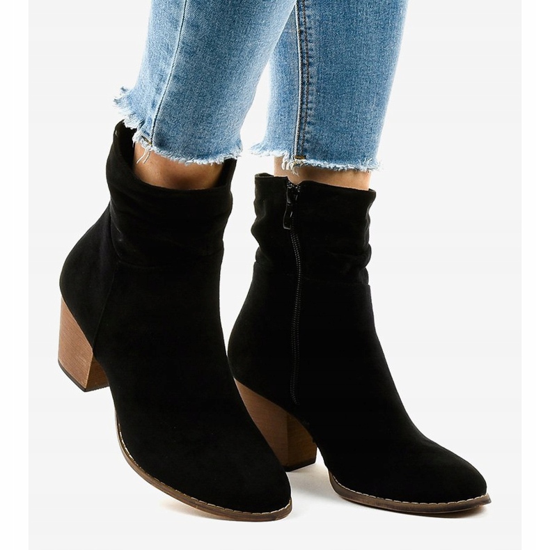 Kovbojské kozačky černé semišové E2250 černý 2