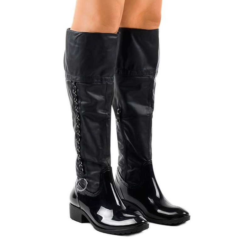 Tmavě modré boty s řetízkem A101 námořnická modrá 1