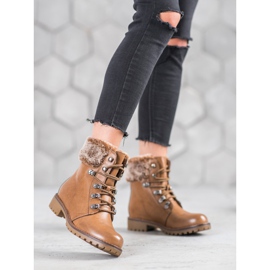 SHELOVET Svázané lovci s kožešinou hnědý 1 SHELOVET Svázané lovci s kožešinou hnědý 1