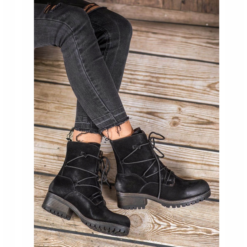 Kylie Sportovní pracovníci černá 1