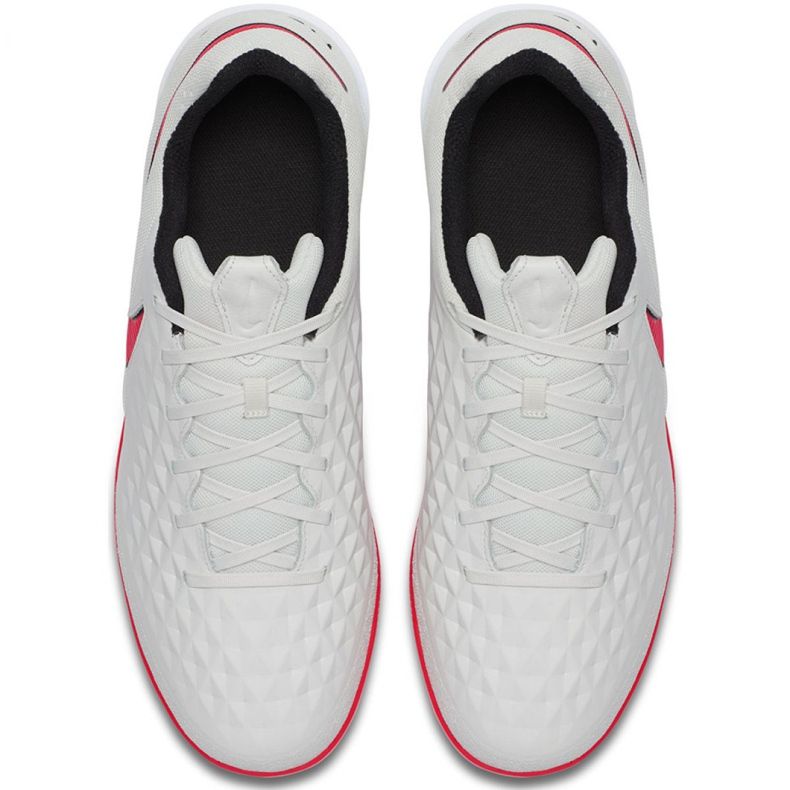 Kopačky Nike Tiempo React Legend 8 Pro M Ic AT6134 061 vícebarevný béžový 1