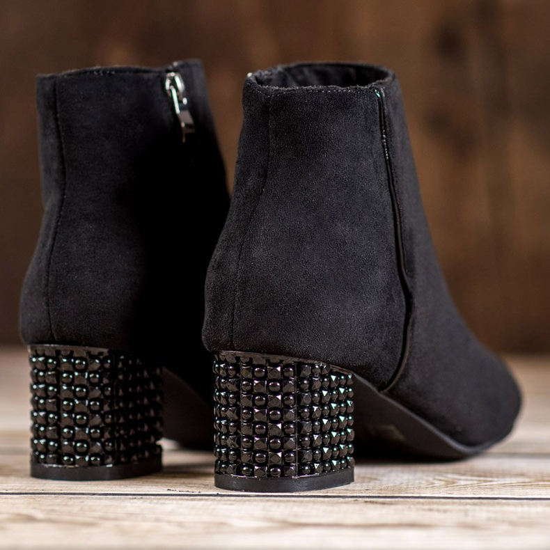 SHELOVET Boty s ozdobnou patou černá 1