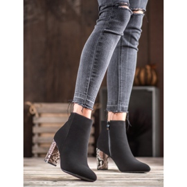 Weide Snake Print semišové kozačky černá 1