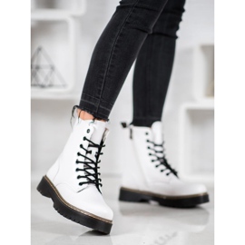 SHELOVET Bílí dělníci bílý 2