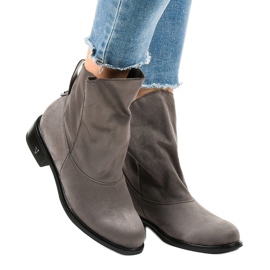 Šedé ploché zateplené boty 6672-7 šedá 1