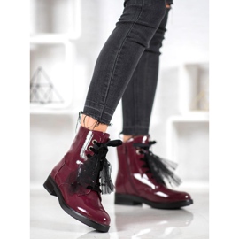 SHELOVET Lakovaní pracovníci z ekologické kůže červené 2