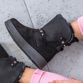 SHELOVET Mukluki s tryskami černá 2