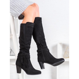 Queen Vivi Semišové kozačky s třásněmi černá 1 Queen Vivi Semišové kozačky s třásněmi černá 1