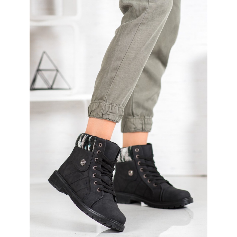 Módní lapače MCKEYLOR černá 2