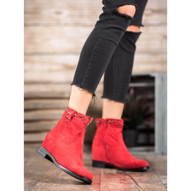 Ideal Shoes Teplé kovbojské boty s tryskami červený 1