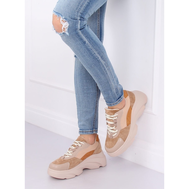 Velbloudí trenéři NH-31 vícebarevný 1