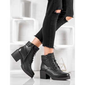 Super Mode Pohodlné kozačky z ekokůže černý 1