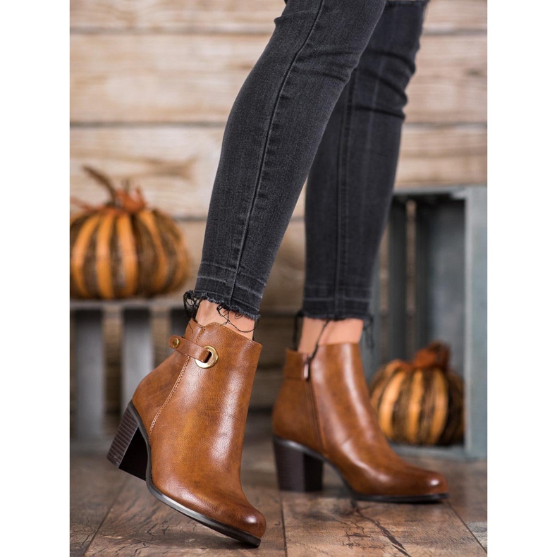 Ideal Shoes Klasické boty z ekokůže hnědý 2