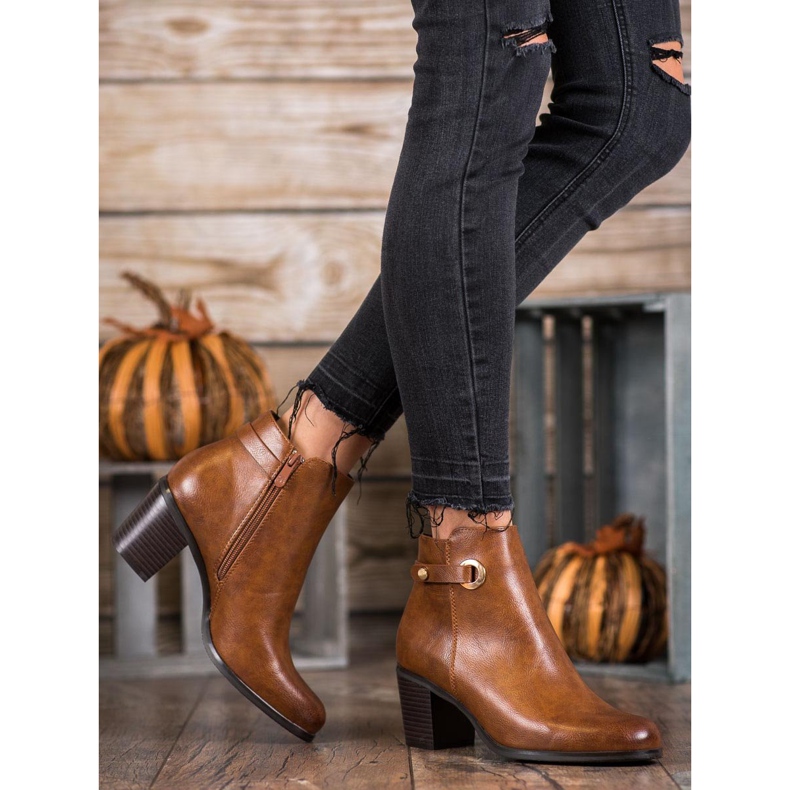 Ideal Shoes Klasické boty z ekokůže hnědý 1