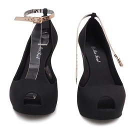 Meliski Open Wedge AE815 Black černý 1