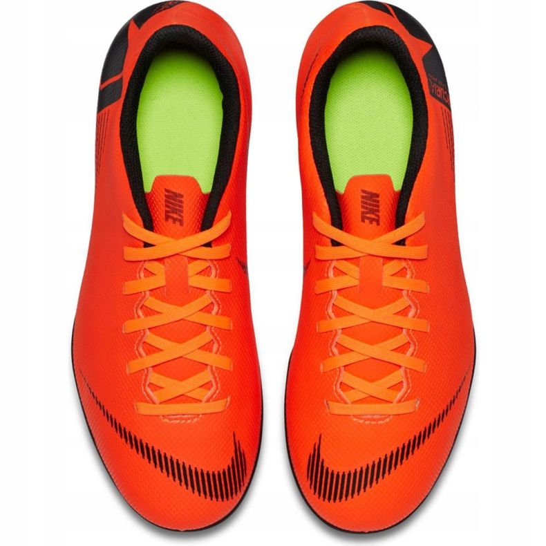 Kopačky Nike Mercurial Vapor 12 Club Mg Jr AH7350-810 oranžový oranžový 1