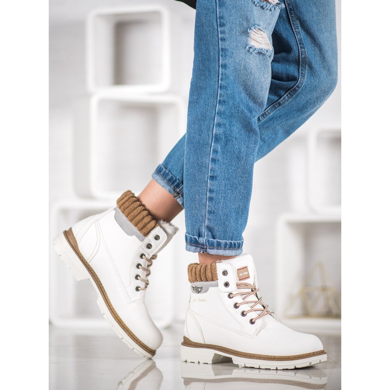 SHELOVET Bílí lovci bílý 2