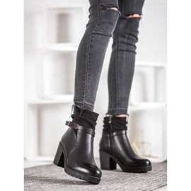 SHELOVET Černé boty se sponou černý 1