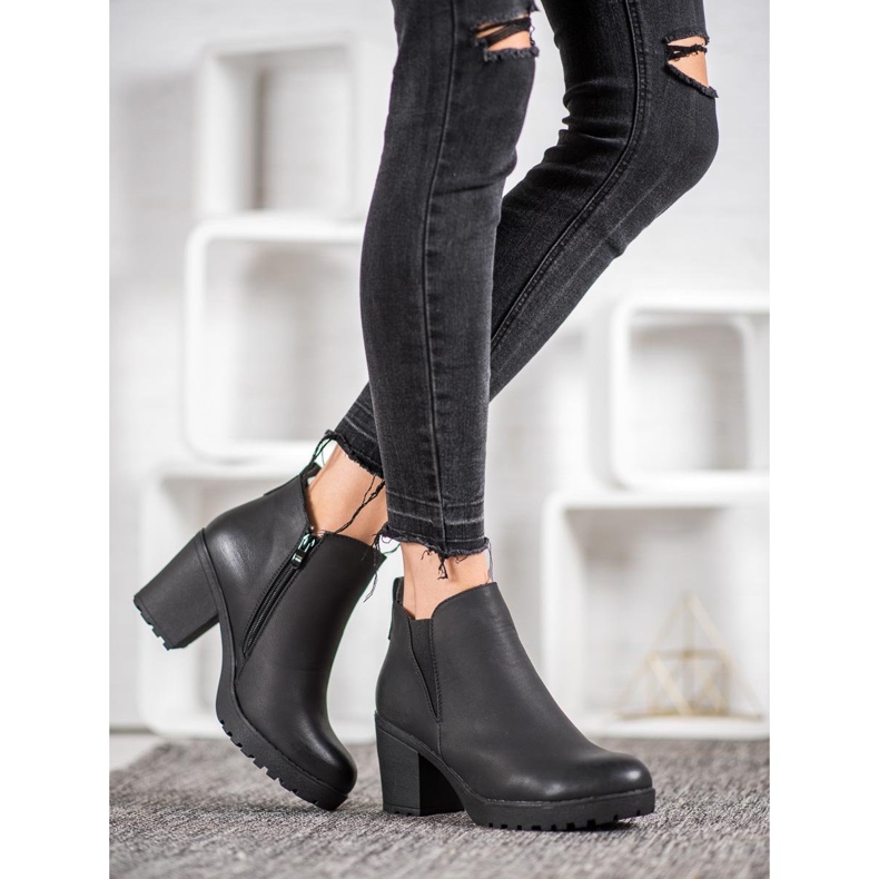 J. Star Boty na vysokém podpatku černá 2