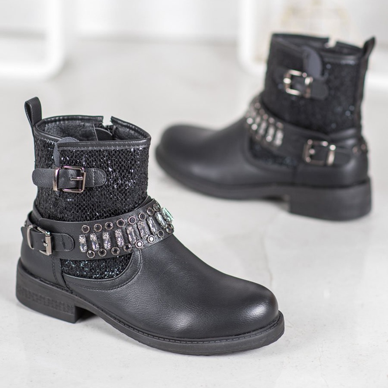 Bestelle Černí dělníci černý 1