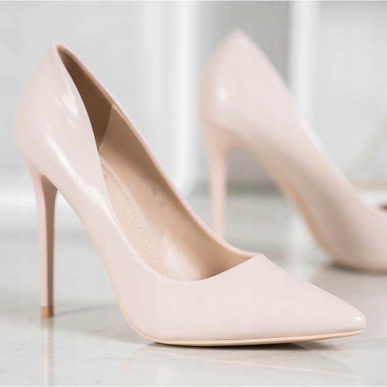 Small Swan Lakované kolíky hnědý 1