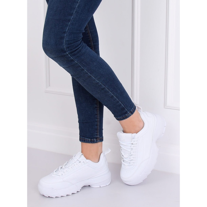 Bílá sportovní obuv DSC81-2 bílá bílý 2