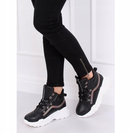 Černá sportovní obuv s vysokým kotníkem RB-3348 Black černý 1