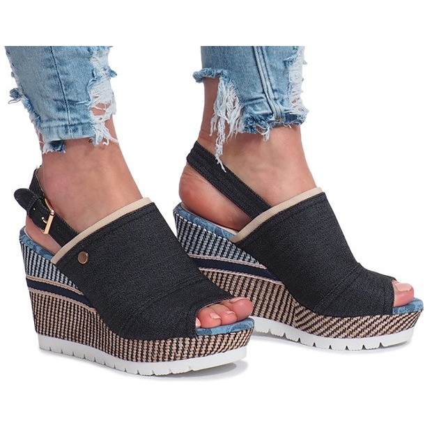 Černé klínové sandály na džíny mulanka černá 1