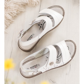 Goodin Kožené sandály na klínku bílý 2