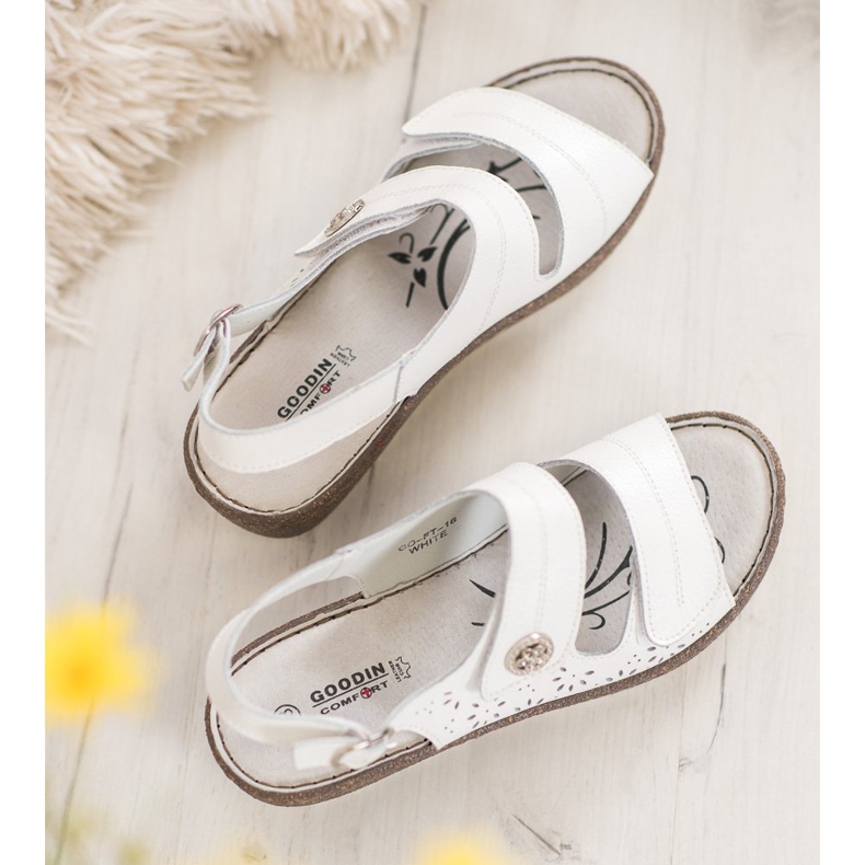 Goodin Kožené sandály na klínku bílý 2