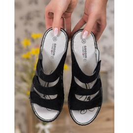 Goodin Černé kožené přezůvky černý 1