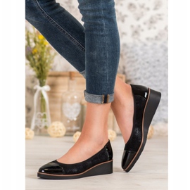 Balerínky na klínovém podpatku VINCEZA černá vícebarevný 1