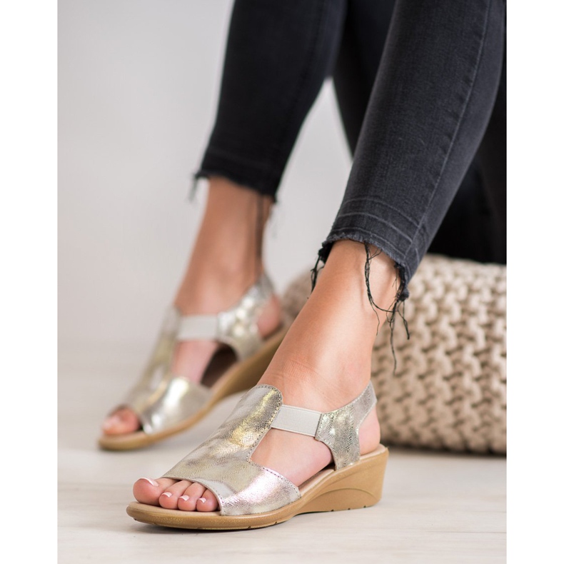 Evento Zlaté kožené sandály zlatý 1