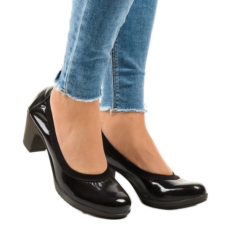 Hnědé lakované lodičky na pilíři 579-2 hnědý 1