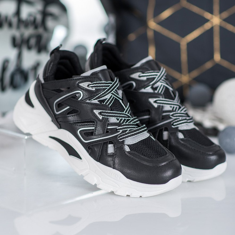 Small Swan Pohodlné ekologické kožené tenisky černá 1