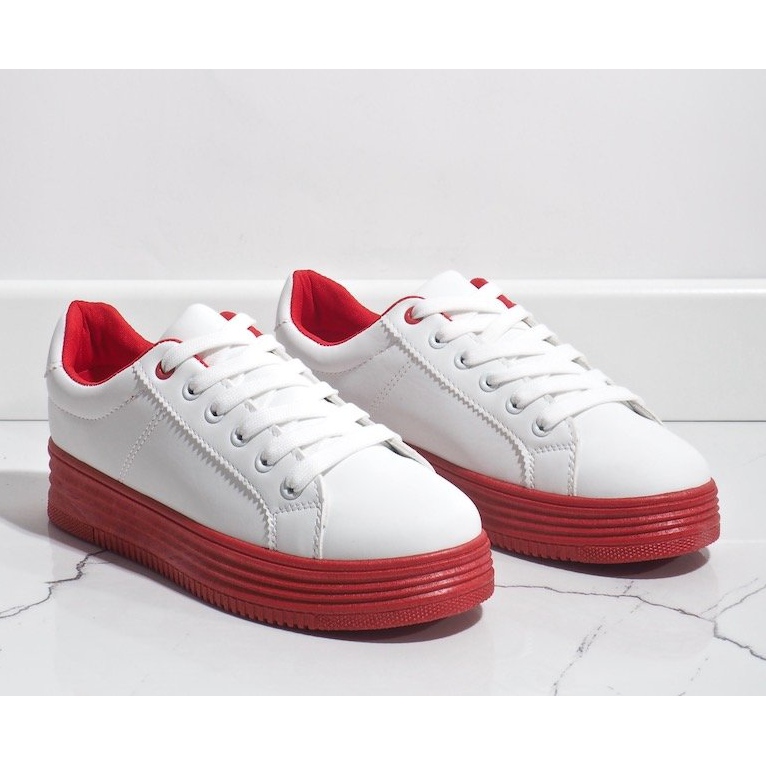 Bílé tenisky na silné červené podrážce W-68 bílý 2