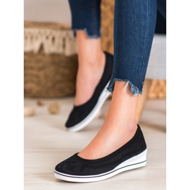 Super Me Prolamovaná baletka na klínku černá 1 Super Me Prolamovaná baletka na klínku černá 1