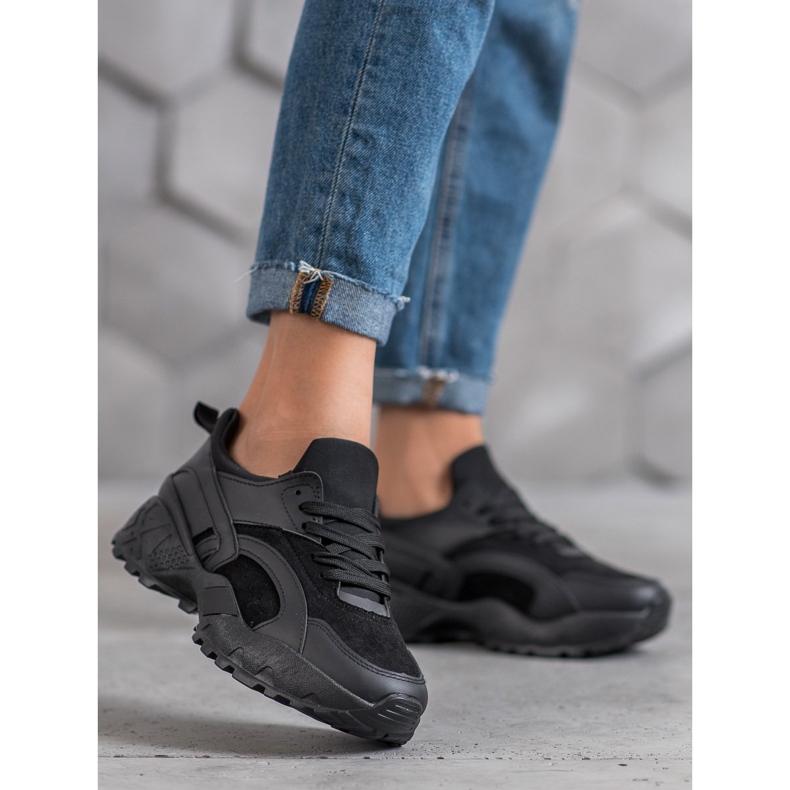 Sportovní obuv MCKEYLOR černá 1