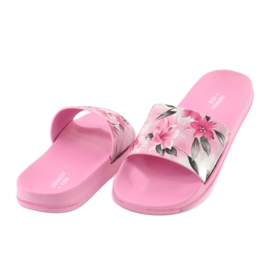 Květiny profilované růžové pantofle American Club bílý růžový šedá zelená 4