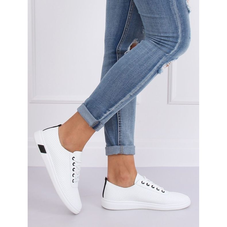 Černobílé šněrovací tenisky BB77 Black bílý černý 2