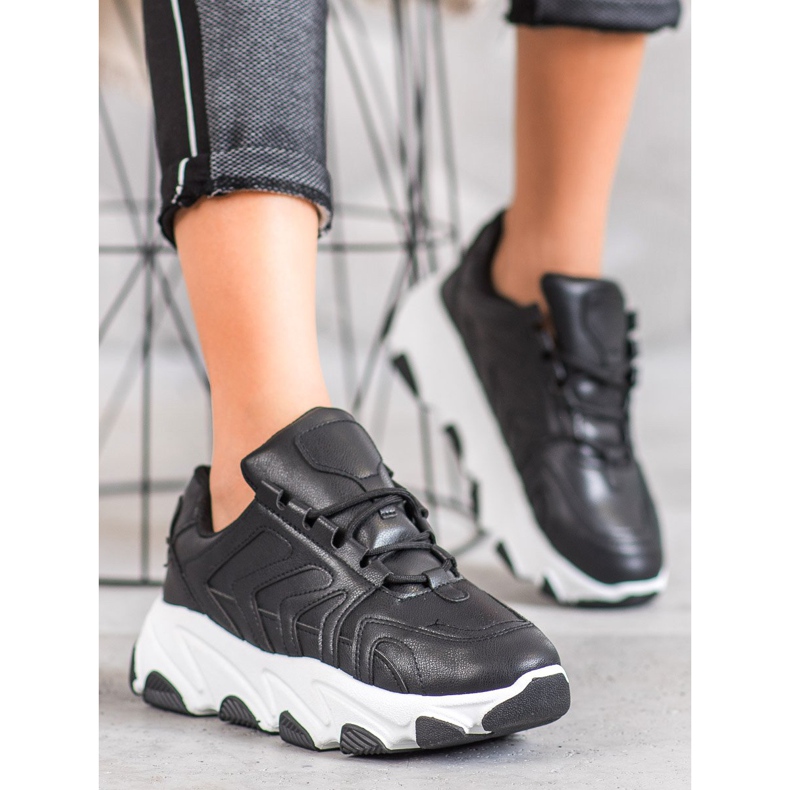 Bella Paris Šněrovací tenisky černá 1