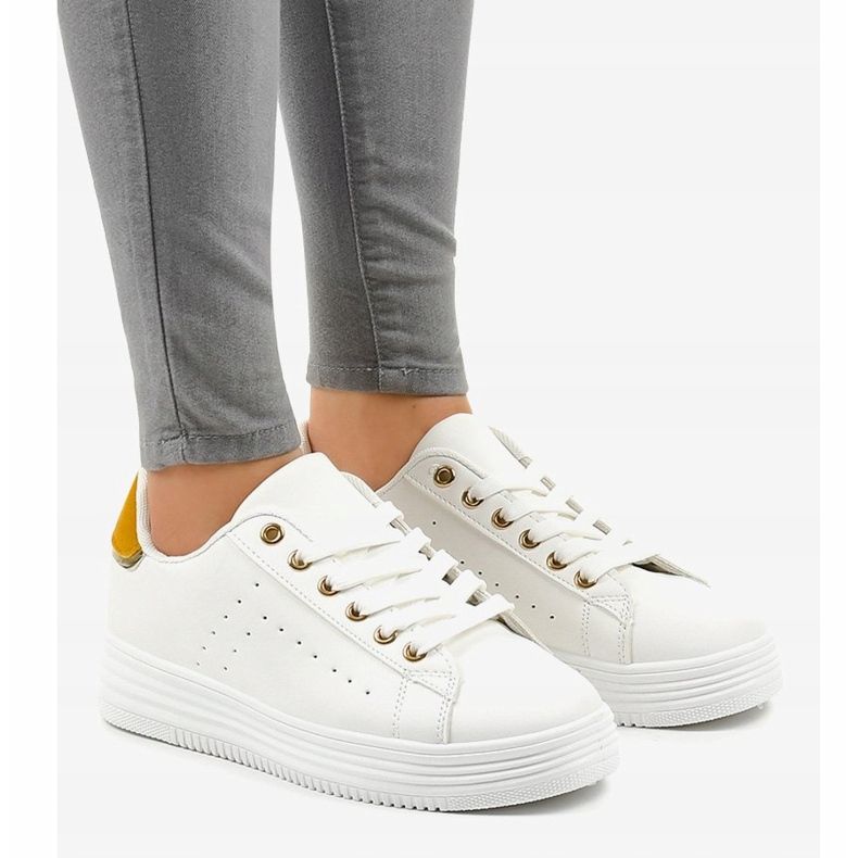 Klasické bílé tenisky na platformě BK-52 bílý 1