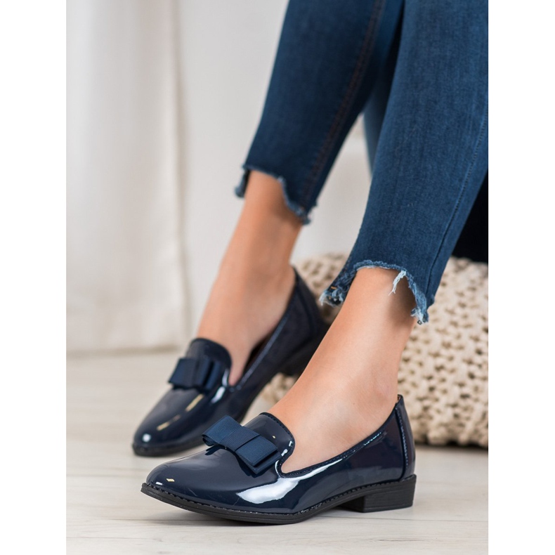 Fama Lakovaní lordi lukem modrý 2