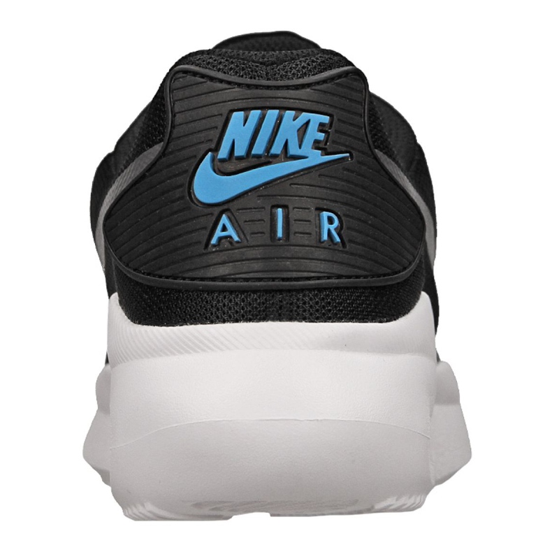 Boty Nike Air Max Oketo M AQ2235-015 černý 1