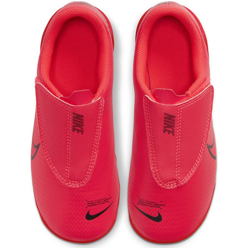 Kopačky Nike Mercurial Vapor 13 Club Mg PS (V) Jr AT8162-606 vícebarevný červený 1