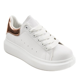 Bílé tenisky na silné podrážce 650-3 bílý 1