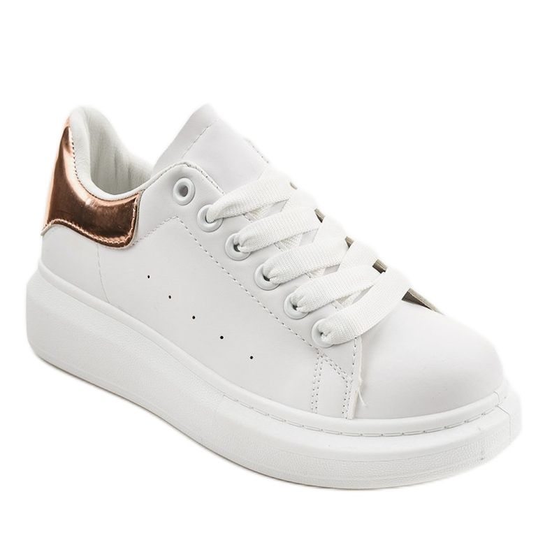 Bílé tenisky na silné podrážce 650-3 bílý 1