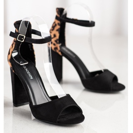 Goodin Lodičky s puntíky hnědý černý 2